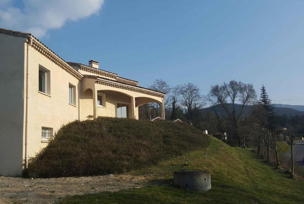 Maison De Vacances Avec Ses Petits Chalets Aouste-sur-Sye Exteriér fotografie